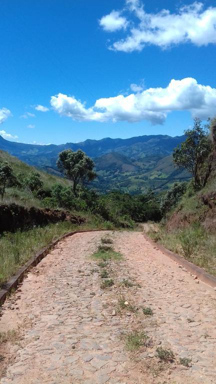 Pousada Trilha Do Ouro Alagoa Mg エクステリア 写真